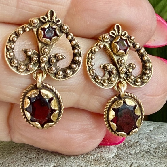14 karat gold and garnet earrings